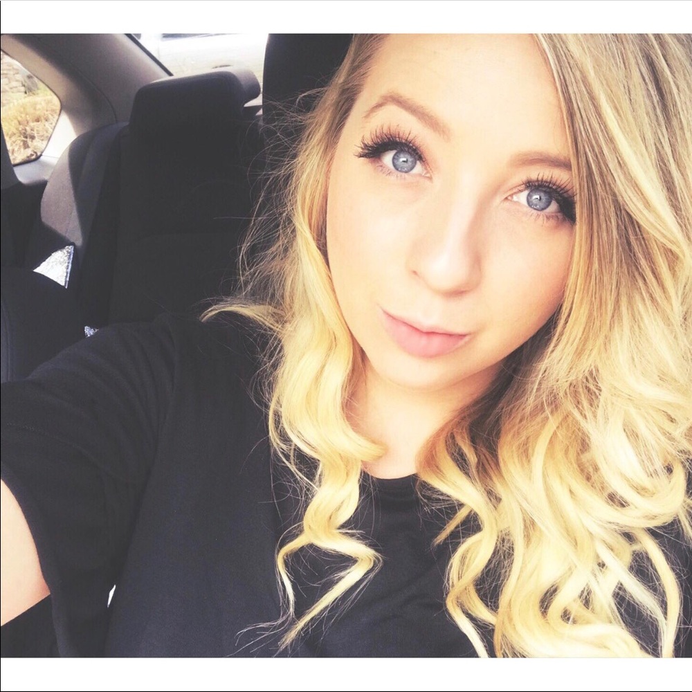 Meet your Posher, Kenzie